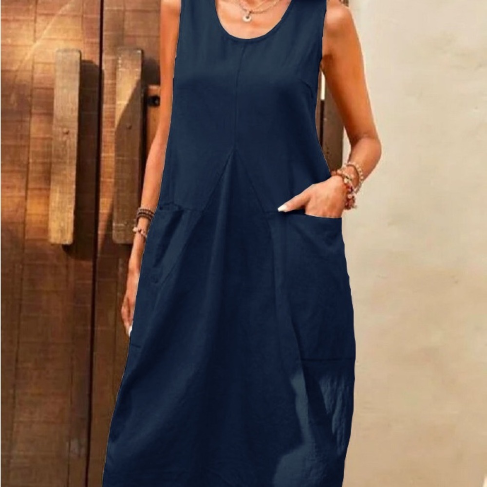 Sleeveless Navy Blue Pocket Midi Dress